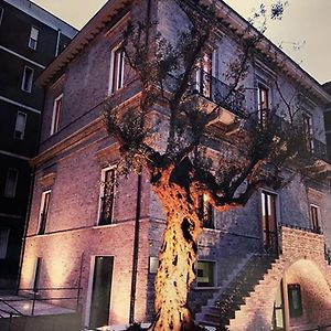 Palazzo Storico Di Nicola